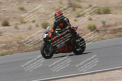 media/Apr-20-2025-AHRMA (Sun) [[393a79c373]]/Race/Group 3/Turn 4b/